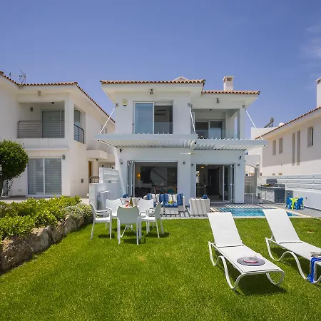 Sirina Pearl Villa