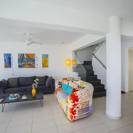 Sirina Pearl Villa *